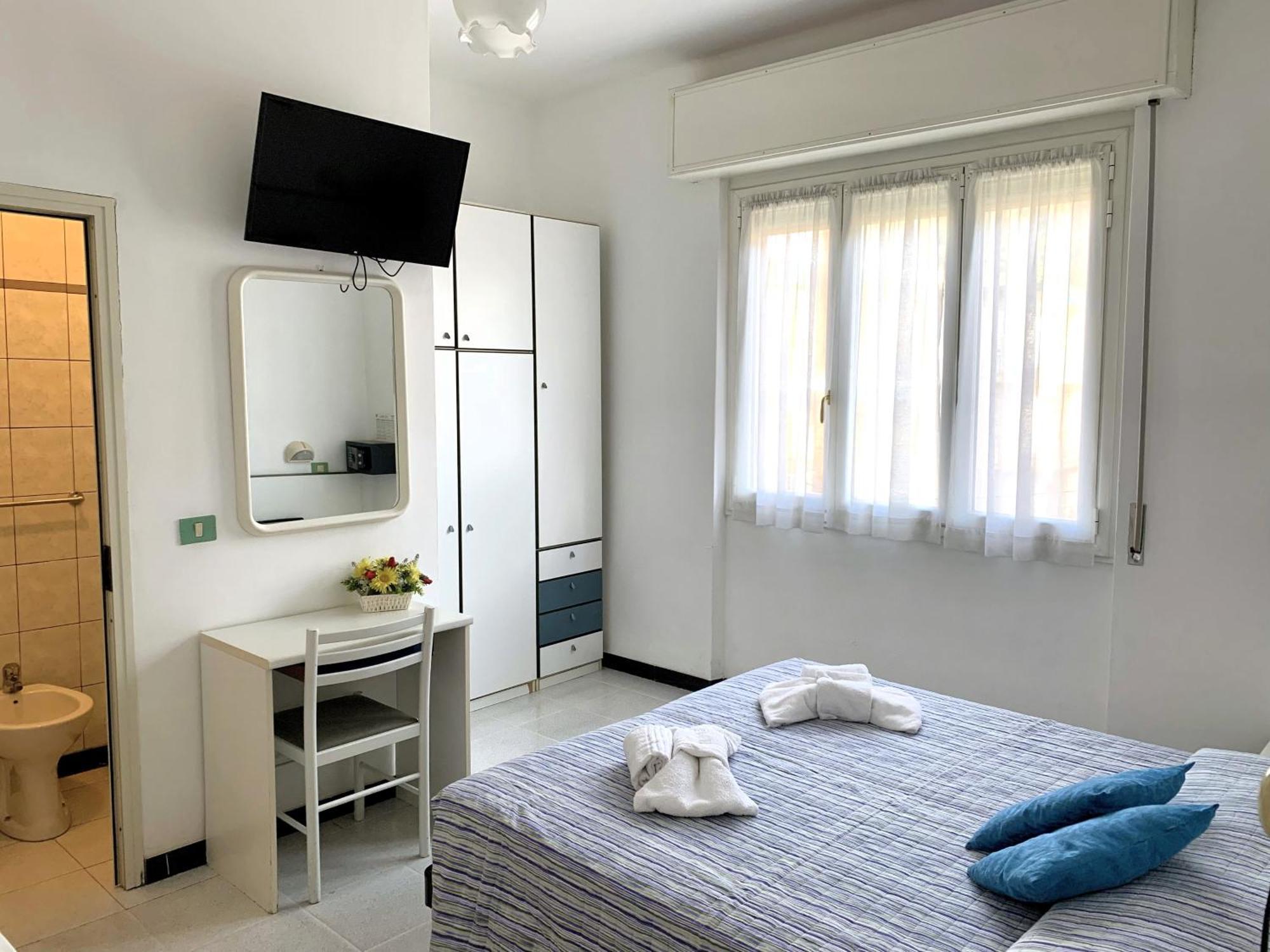 Hotel Villa Chiara Finale Ligure Ngoại thất bức ảnh