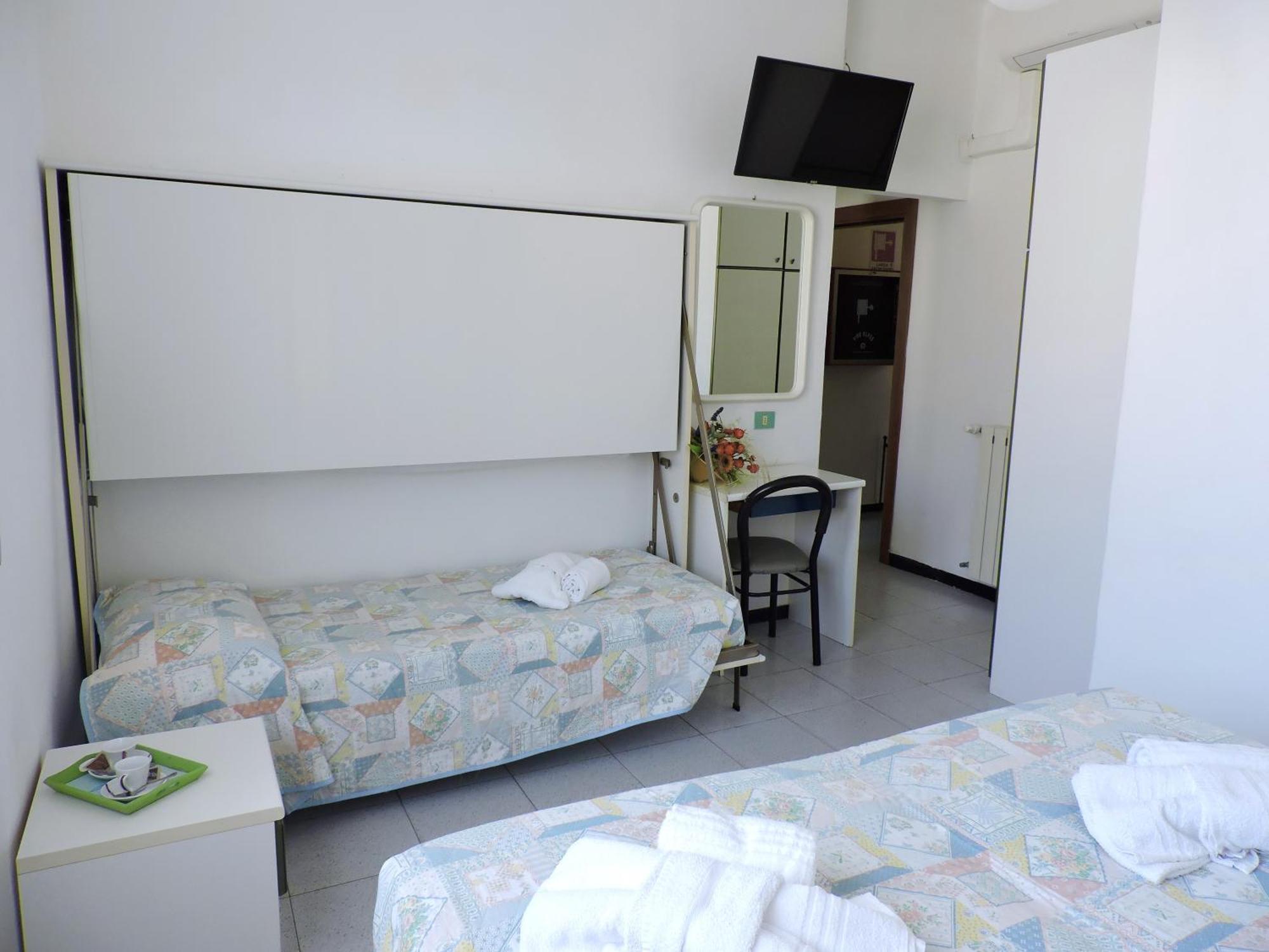 Hotel Villa Chiara Finale Ligure Ngoại thất bức ảnh