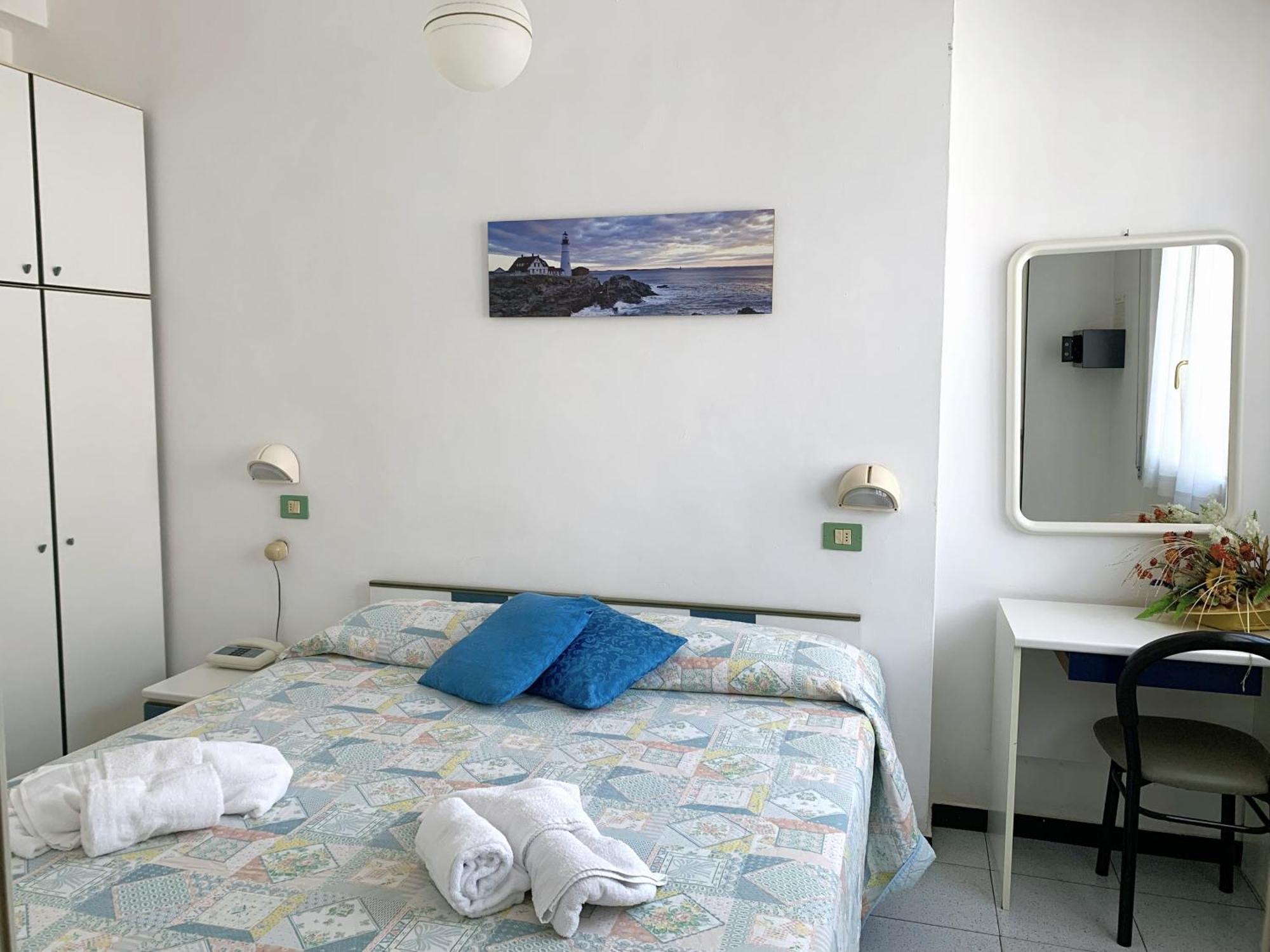 Hotel Villa Chiara Finale Ligure Ngoại thất bức ảnh