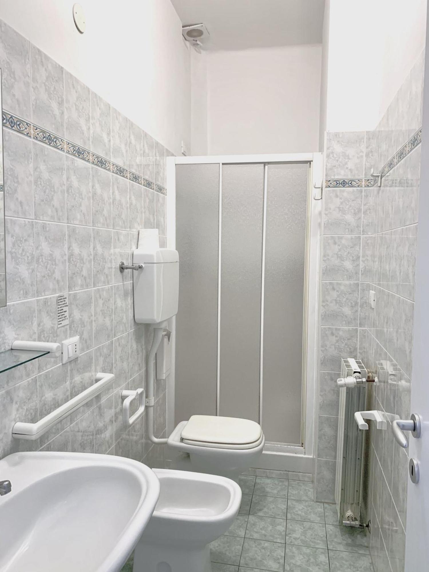 Hotel Villa Chiara Finale Ligure Ngoại thất bức ảnh